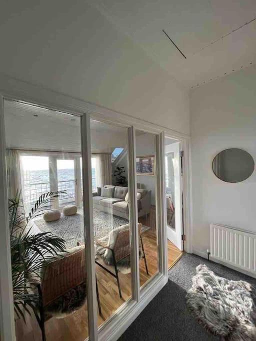 Relax With Spectacular Views And Hot Tub Kircubbin Exterior foto